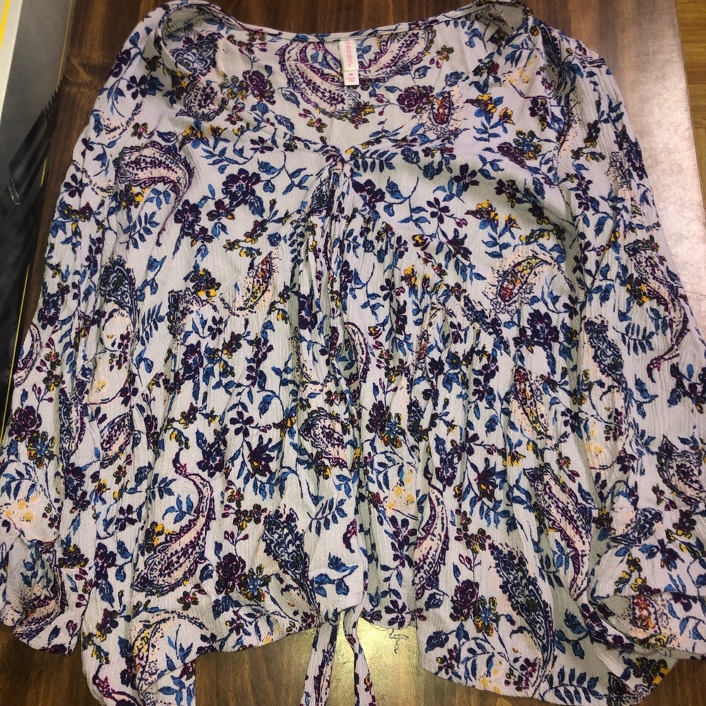 Floral flowy top